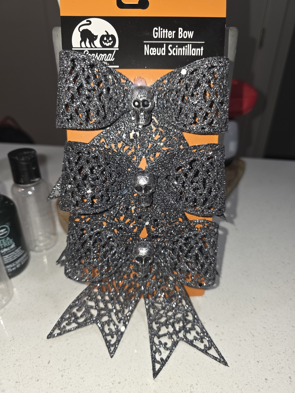 Glitter Skull Bow Hair Clips - Black
